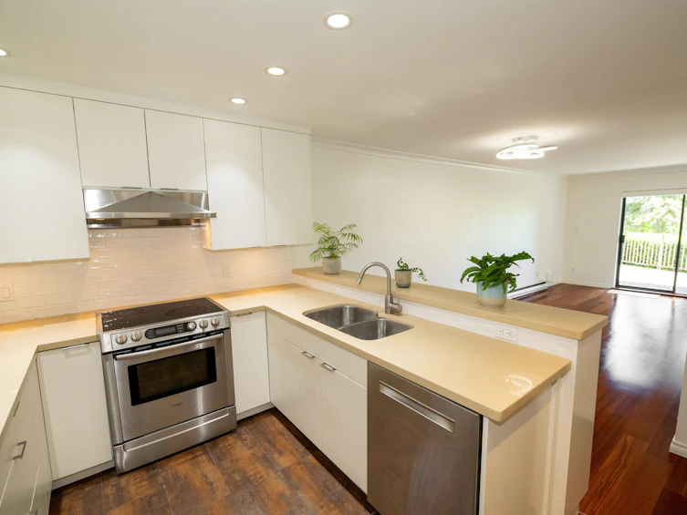 4-2151 Banbury Road, North Vancouver, BC, V7G 1W7 - 9