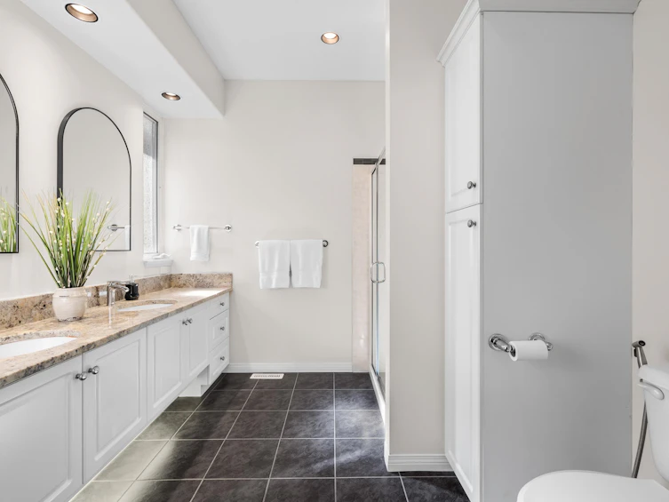 17965 68 Avenue, Surrey, BC, V3S 9E2 - 13