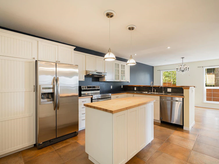 1234 Miller Road, Bowen Island, BC, V0N 1G1 - 8