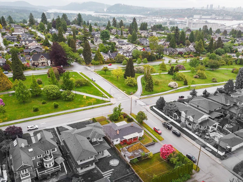 905 Grand Boulevard, North Vancouver BC V7L 3W7