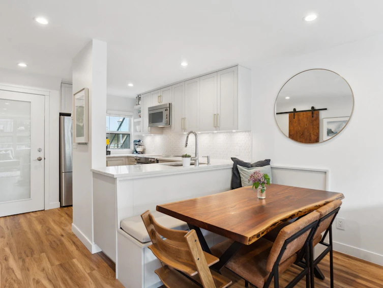 3011 Laurel Street, Vancouver, BC, V5Z 3T6 - 8