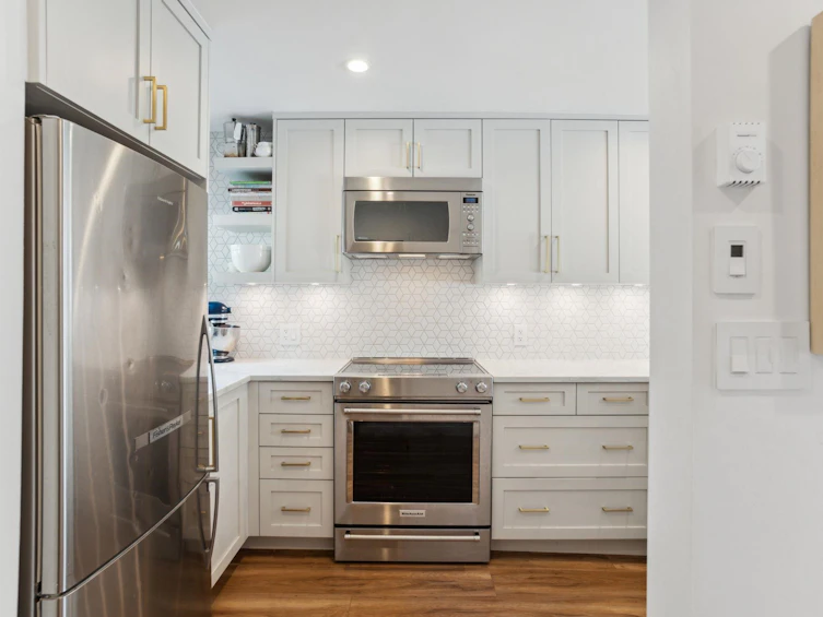 3011 Laurel Street, Vancouver, BC, V5Z 3T6 - 9