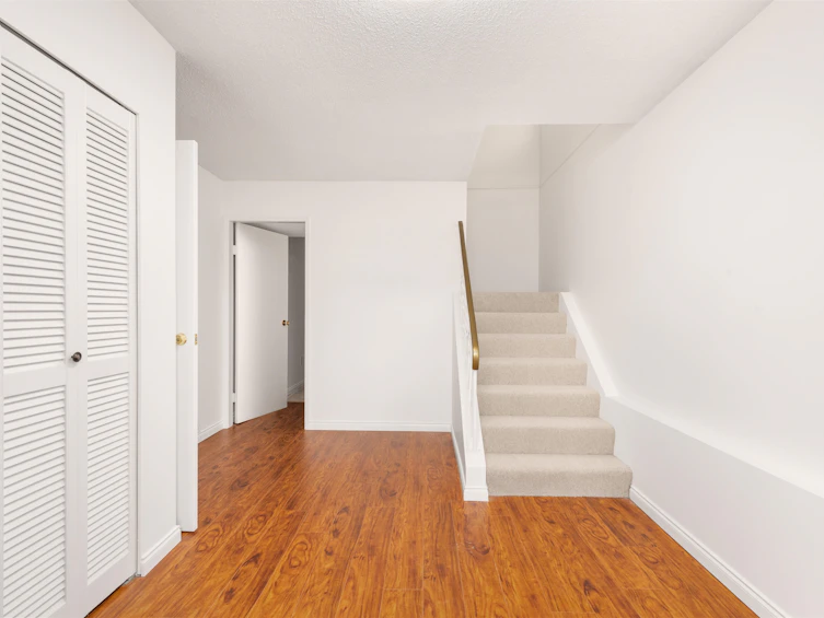2081 E 27th Avenue, Vancouver, BC, V5N 2W7 - 24