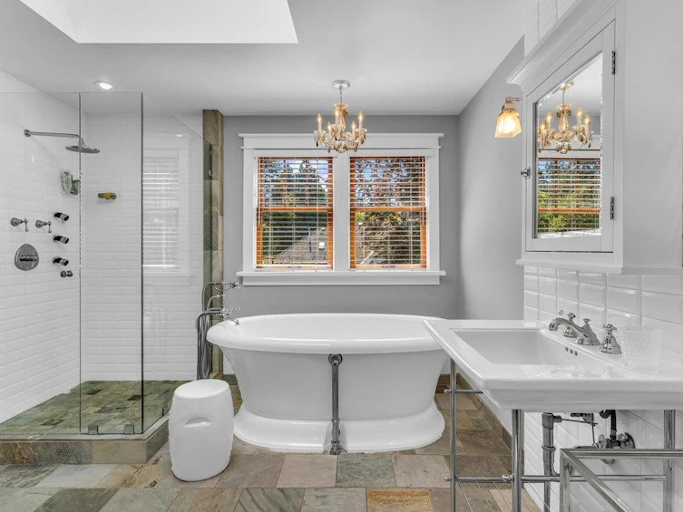 2688 Mcbride Avenue, Surrey, BC, V4A 3G1 - 27