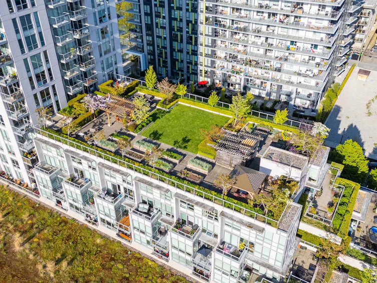 701-135 E 17th Street, North Vancouver, BC, V7L 0C4 - 3