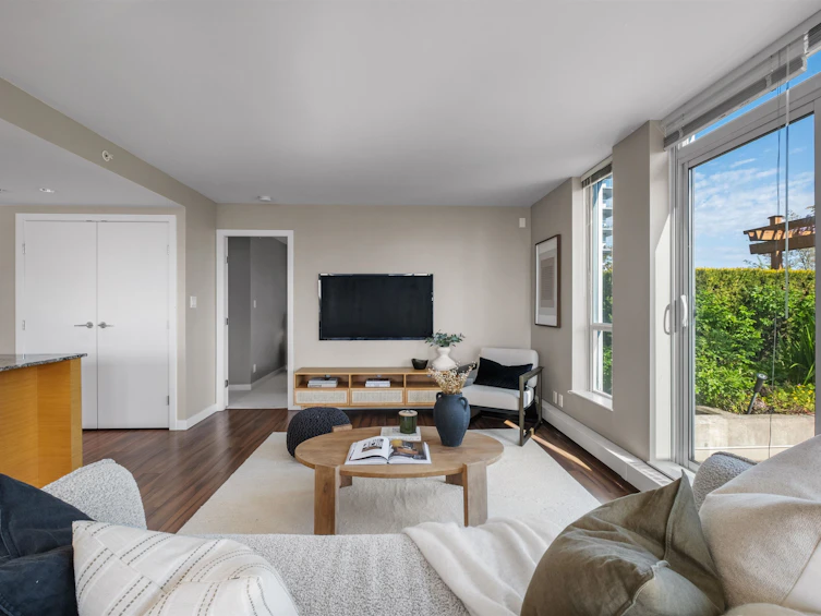 701-135 E 17th Street, North Vancouver, BC, V7L 0C4 - 14