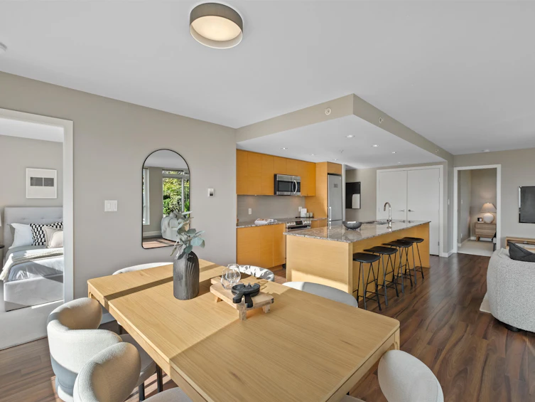 701-135 E 17th Street, North Vancouver, BC, V7L 0C4 - 16