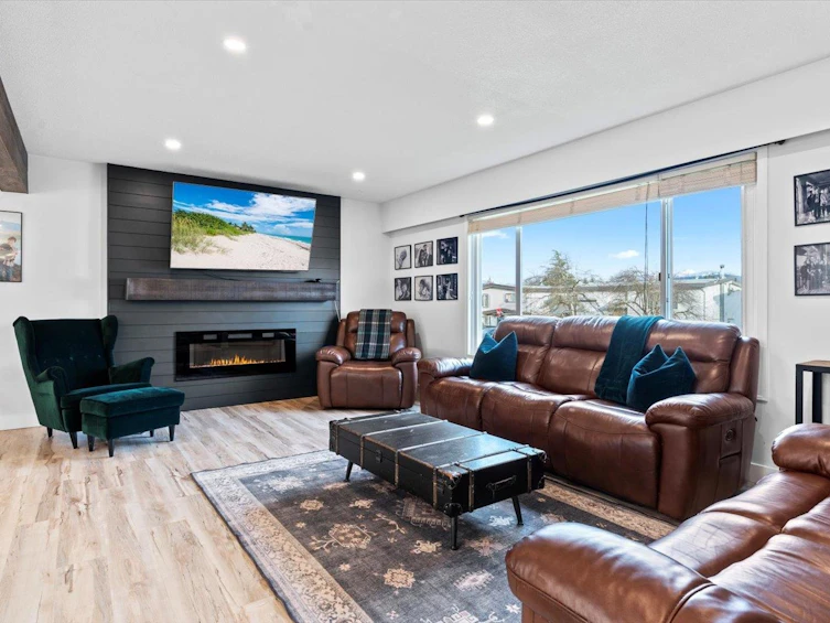 8695 Baker Drive, Chilliwack, BC, V2P 7A3 - 10
