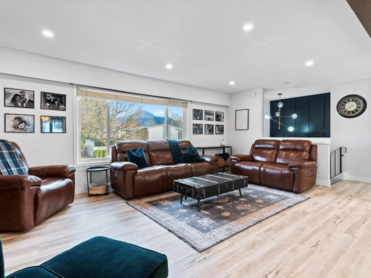 8695 Baker Drive, Chilliwack, BC, V2P 7A3 - 11