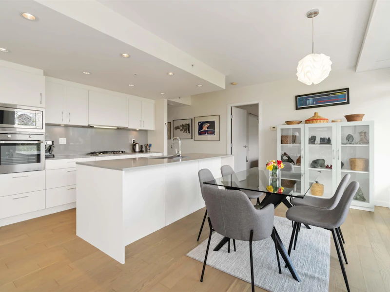 308 - 728 W 8th Avenue, Vancouver BC V5Z 0B8