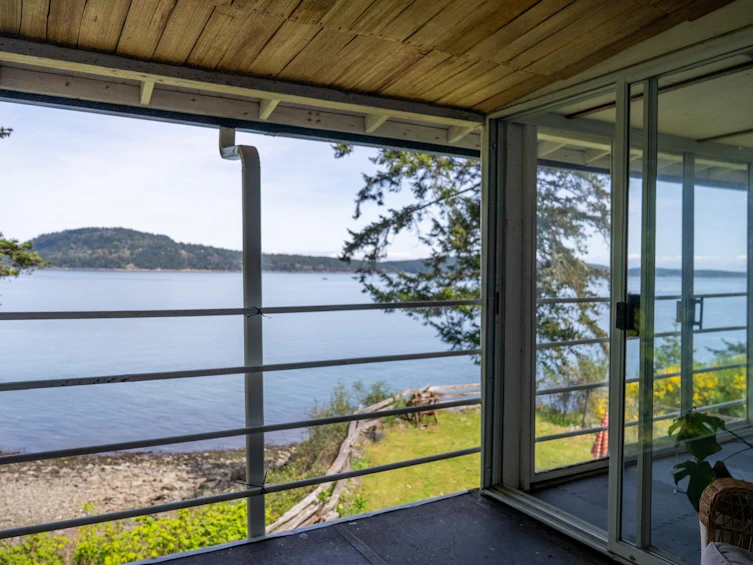 5423 Hooson Road, Pender Island, BC, V0N 2M1 - 23