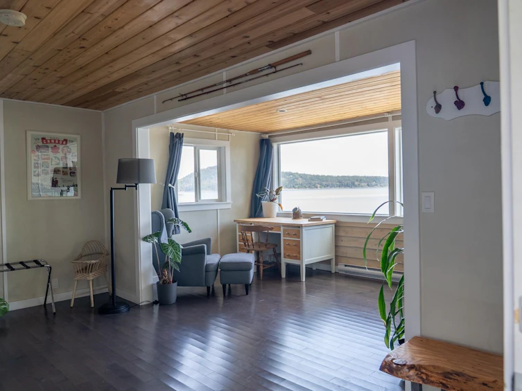 5423 Hooson Road, Pender Island, BC, V0N 2M1 - 7