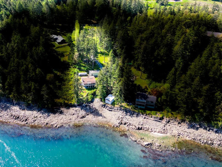 5423 Hooson Road, Pender Island, BC, V0N 2M1 - 40