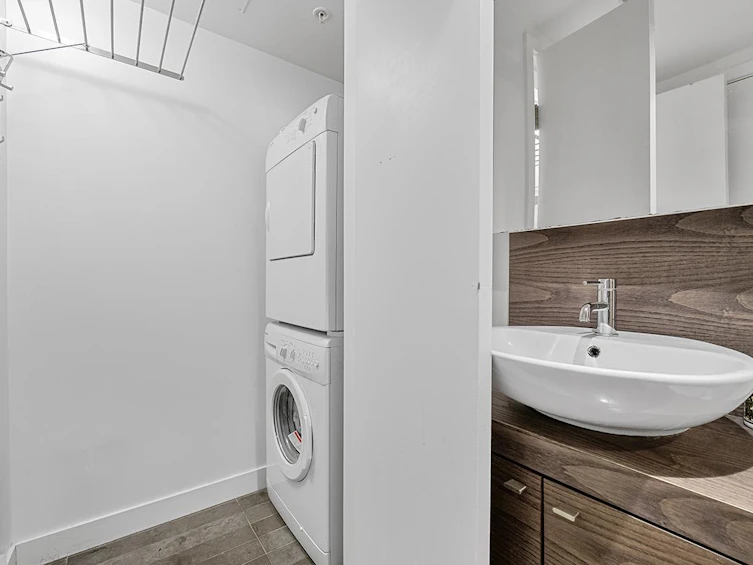302-5782 Berton Avenue, Vancouver, BC, V6S 0C1 - 15