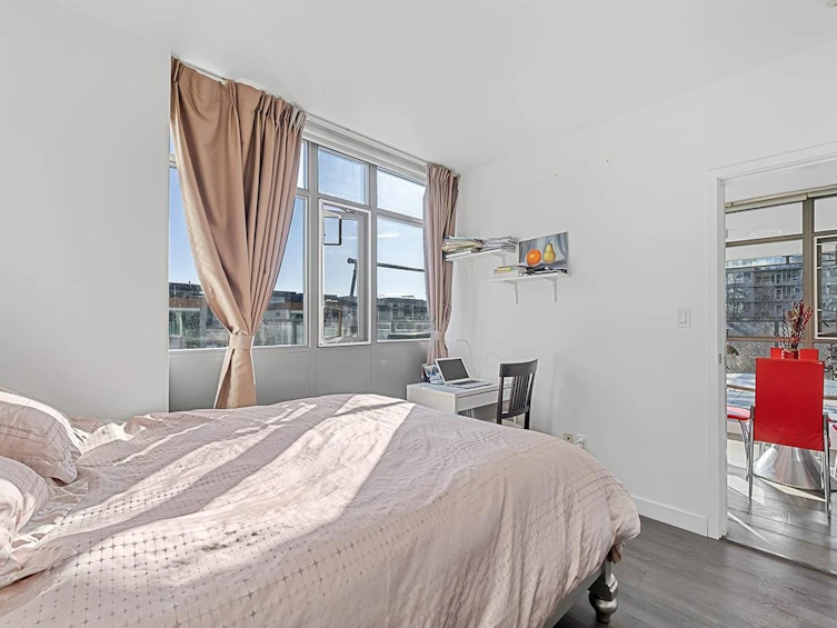 302-5782 Berton Avenue, Vancouver, BC, V6S 0C1 - 11