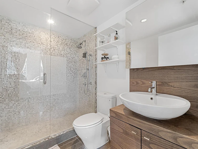 302-5782 Berton Avenue, Vancouver, BC, V6S 0C1 - 12