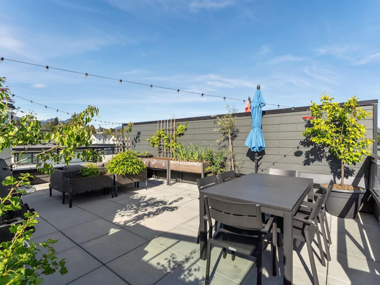425-525 E 2nd Street, North Vancouver, BC, V7L 1E1 - 11