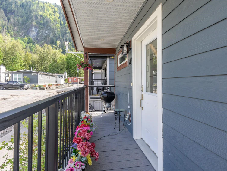 81-53480 Bridal Falls Road, Rosedale, BC, V0X 1X1 - 2