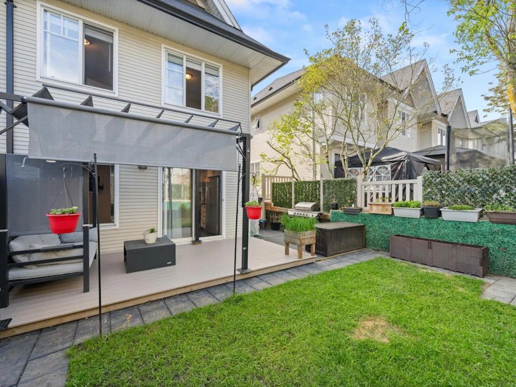 33-20560 66 Avenue, Langley, BC, V2Y 2Y8 - 33