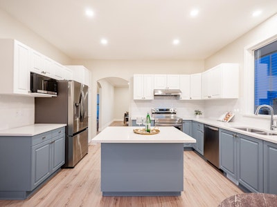 2844 Shuttle Street - 5