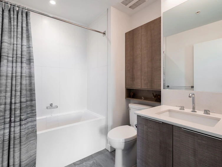504-379 E Broadway, Vancouver, BC, V5T 1W6 - 16