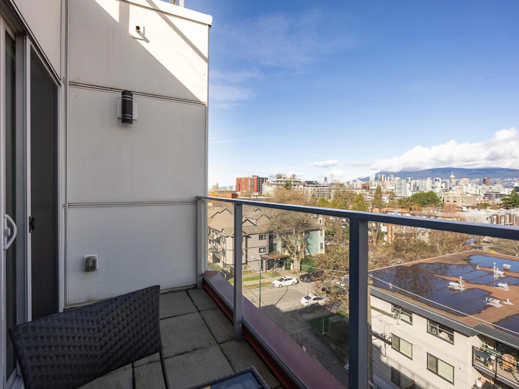 504-379 E Broadway, Vancouver, BC, V5T 1W6 - 17