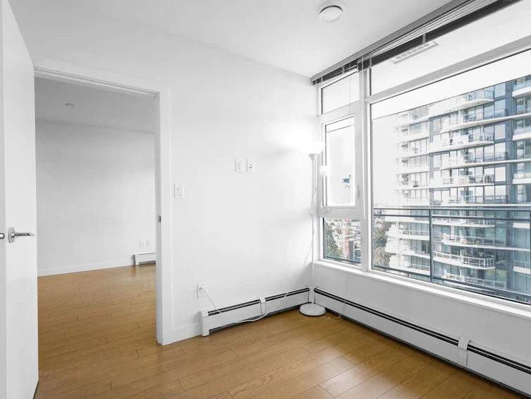 1601-13308 Central Avenue, Surrey, BC, V3T 0M4 - 18