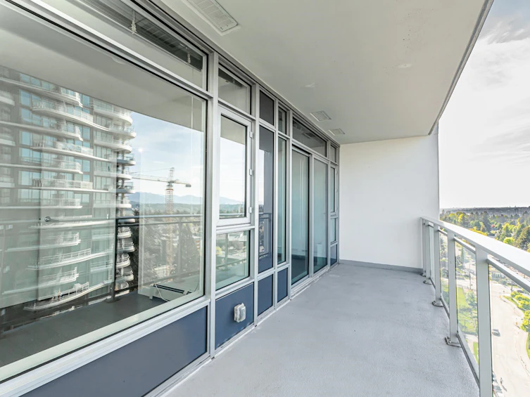 1601-13308 Central Avenue, Surrey, BC, V3T 0M4 - 13