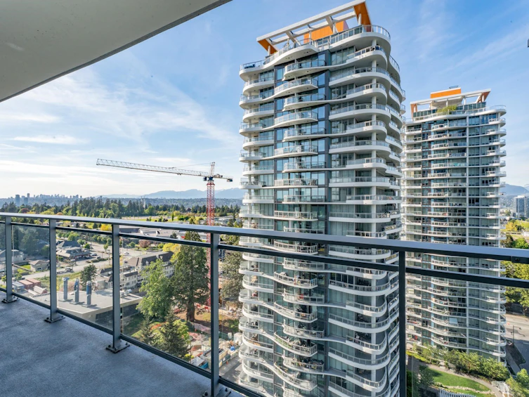 1601-13308 Central Avenue, Surrey, BC, V3T 0M4 - 12