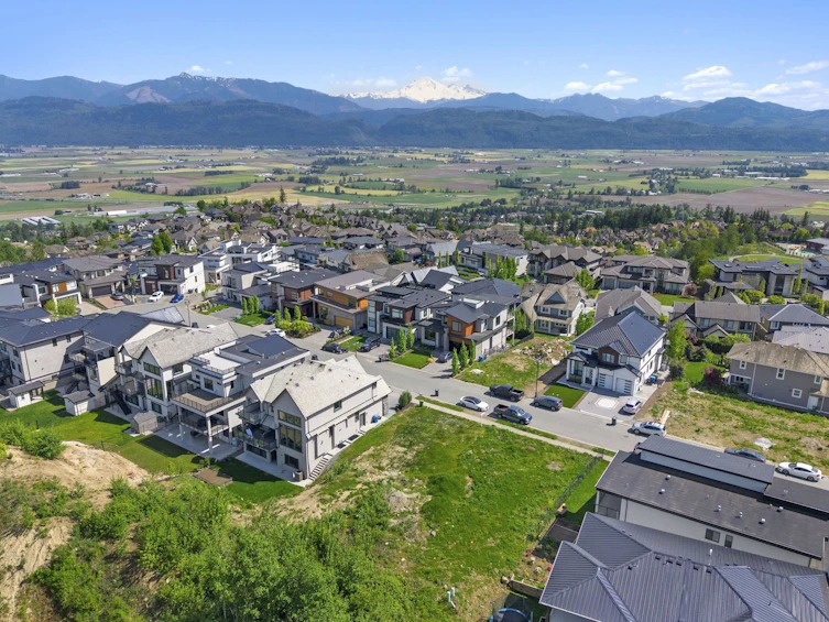 35437 Verado Court, Abbotsford, BC, V3G 0C4 - 10