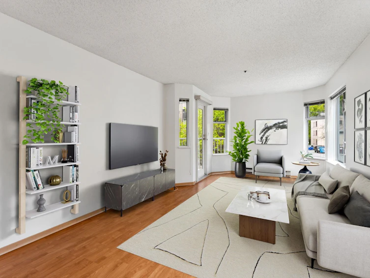 204-1147 Nelson Street, Vancouver, BC, V6G 1J3 - 2