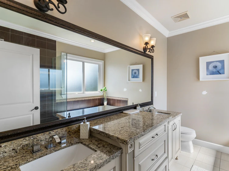18876 53b Avenue, Surrey, BC, V3S 2K2 - 13