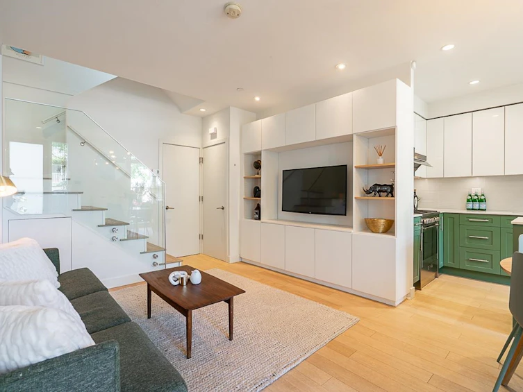 3181 Quebec Street, Vancouver, BC, V5T 3B3 - 8