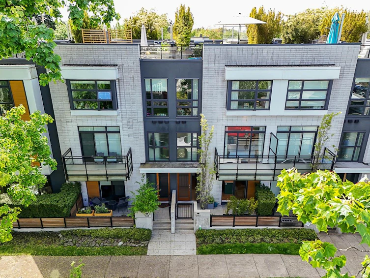 3181 Quebec Street, Vancouver, BC, V5T 3B3 - 32