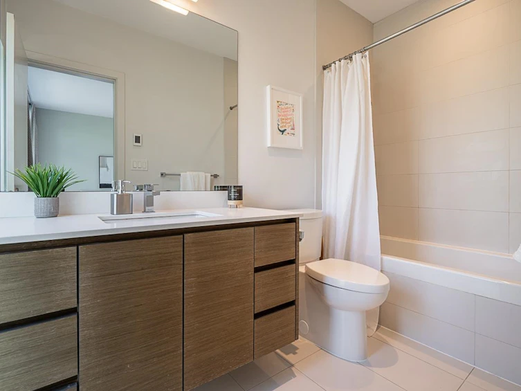 3181 Quebec Street, Vancouver, BC, V5T 3B3 - 16