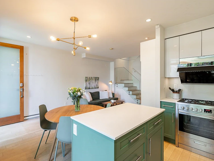 3181 Quebec Street, Vancouver, BC, V5T 3B3 - 6