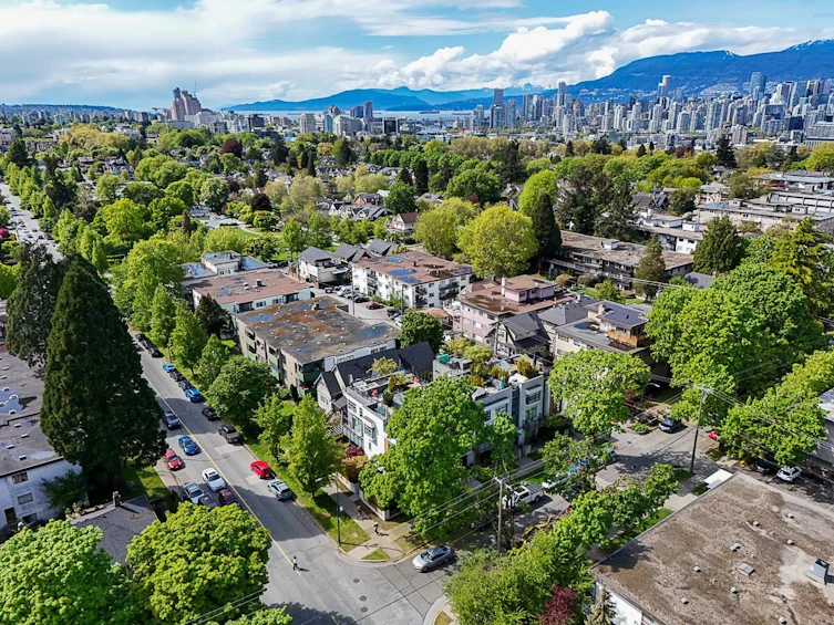 3181 Quebec Street, Vancouver, BC, V5T 3B3 - 38