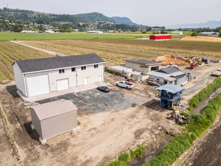 1245 Angus Campbell Road, Abbotsford, BC, V3G 2G4 - 16
