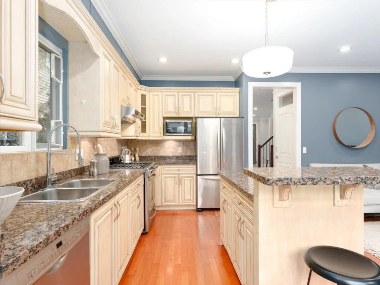 6350 Douglas Street, West Vancouver, BC, V7W 2E9 - 10