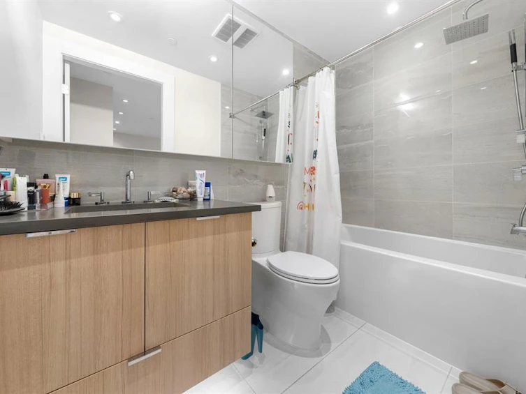 2205-3430 E Kent South Avenue, Vancouver, BC, V5S 0G7 - 20