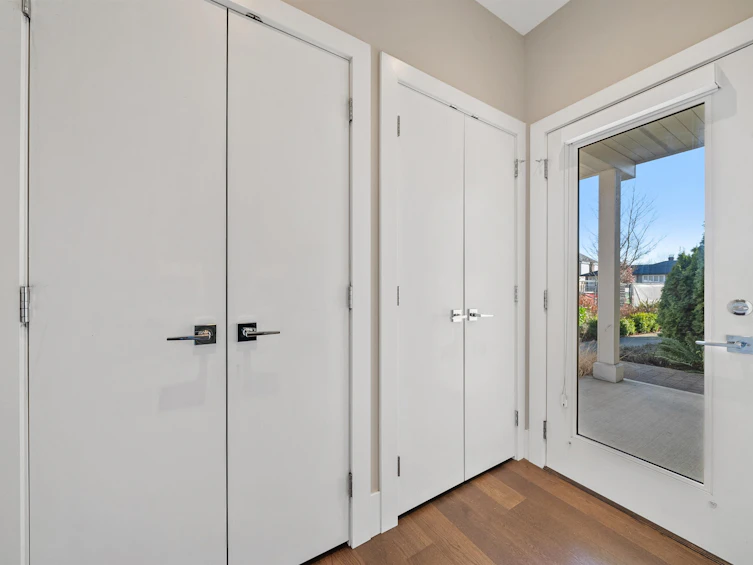 2-330 W 14th Street, North Vancouver, BC, V7M 1P6 - 25