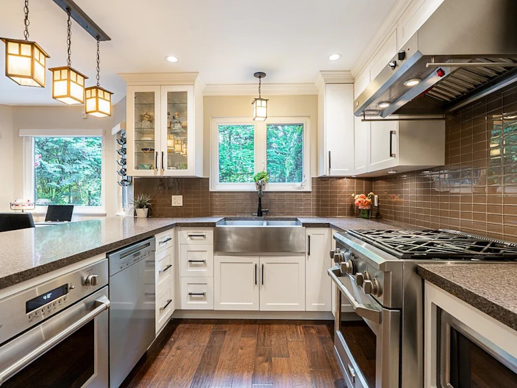 1485 Norton Court, North Vancouver, BC, V7G 2E5 - 11