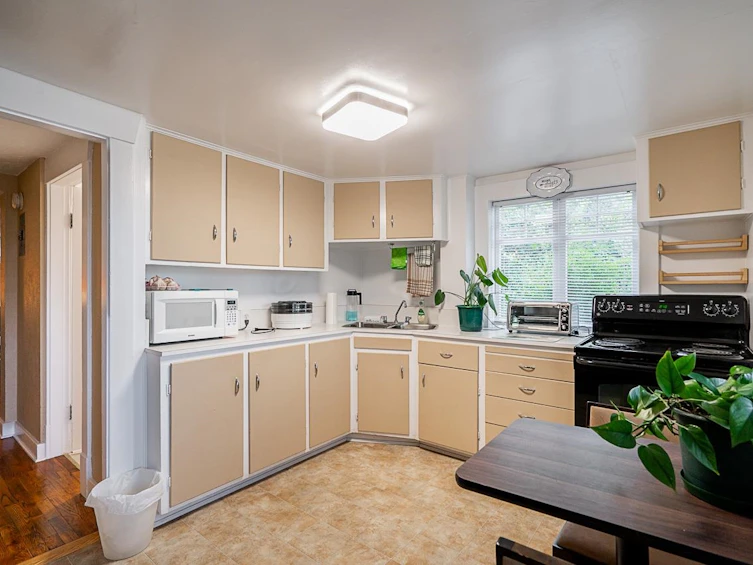 5634 Marine Drive, Burnaby, BC, V5J 3G8 - 9