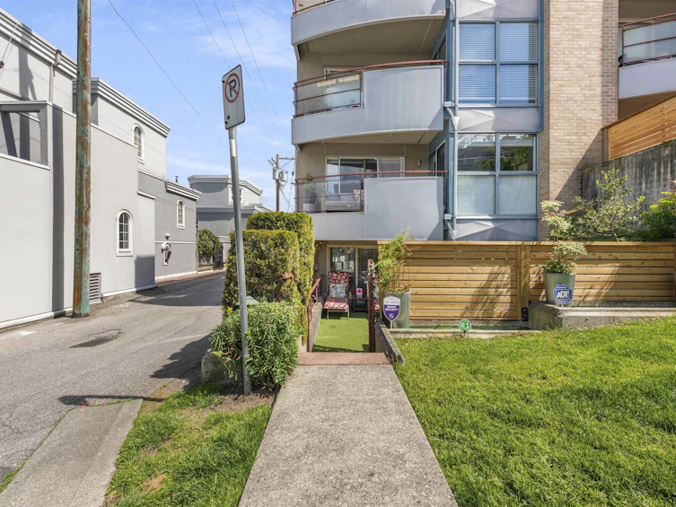2388 Alder Street, Vancouver, BC, V6H 4J3 - 30