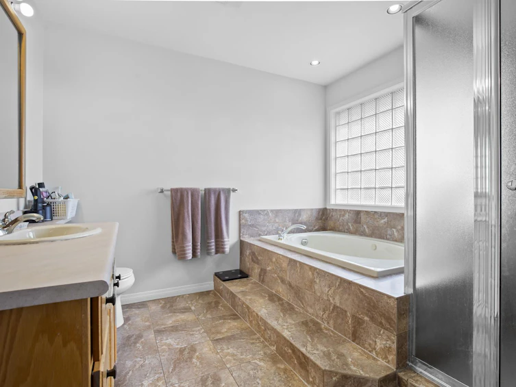 34519 Penner Avenue, Mission, BC, V2V 6W1 - 19