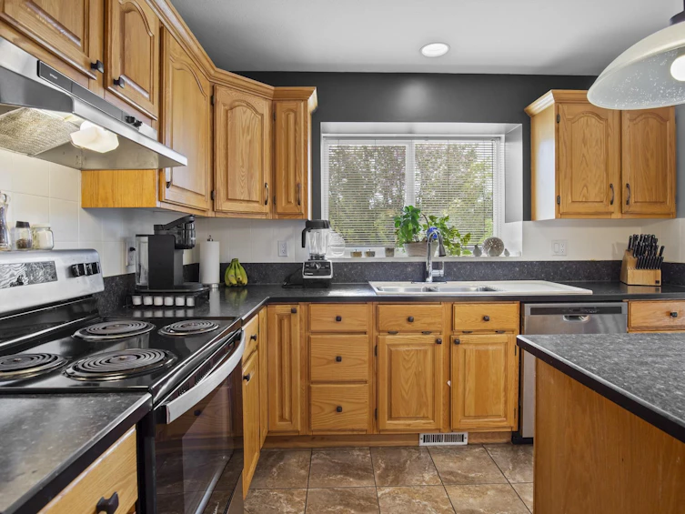 34519 Penner Avenue, Mission, BC, V2V 6W1 - 12