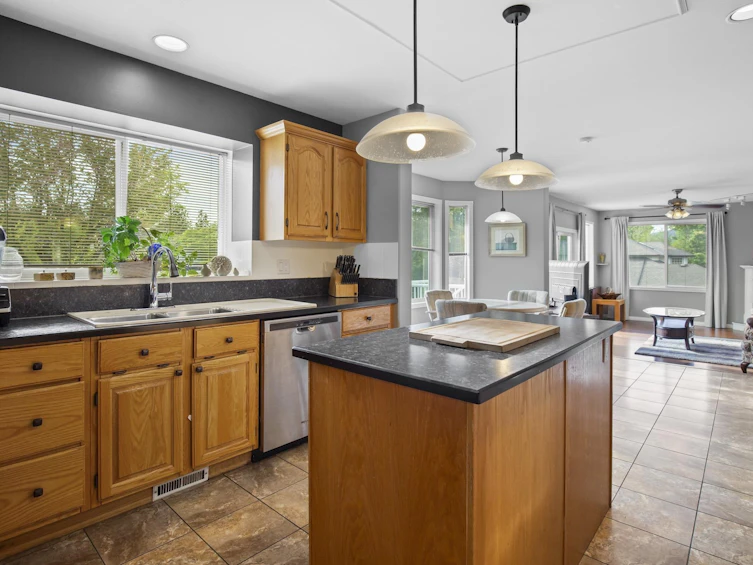 34519 Penner Avenue, Mission, BC, V2V 6W1 - 11