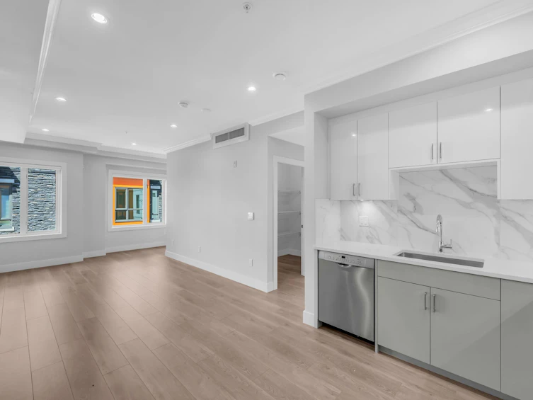 37-7567 Oak Street, Vancouver, BC, V6P 4A4 - 9