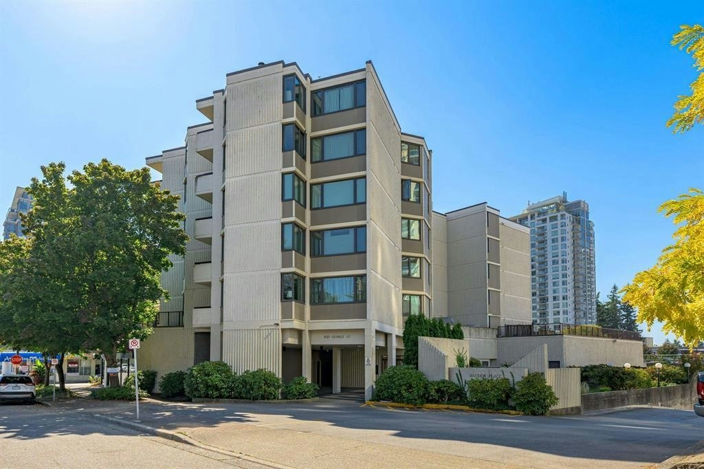 604-1521 George Street Street, Surrey, BC, V4B 4A4
