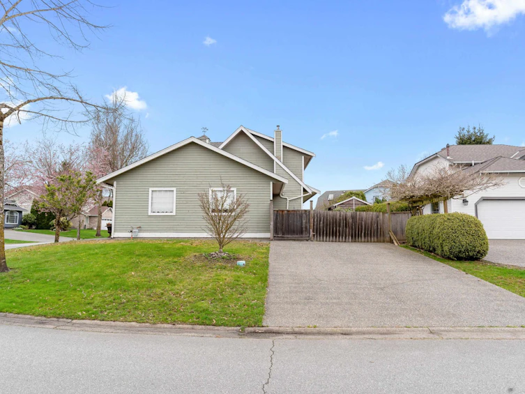 18865 63a Avenue, Surrey, BC, V3S 7W3 - 22
